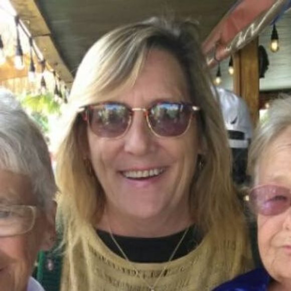 Meet your Posher, Joy - Picture 1 of 1